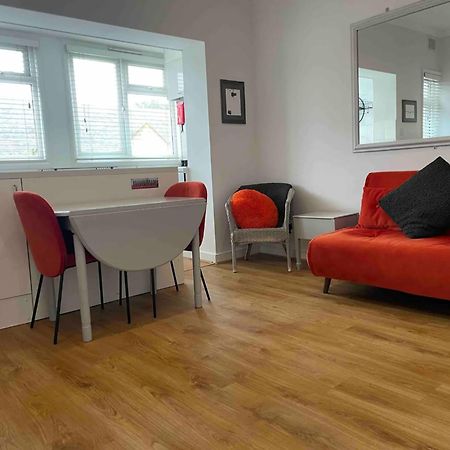 Flat In The Heart Of Leigh On Sea Less Than 2 Miles From The Beach 사우스엔드온시 외부 사진
